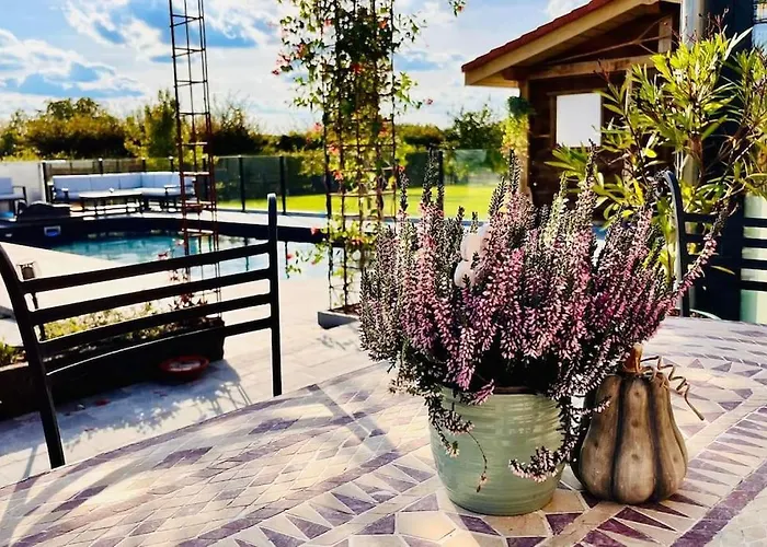 Les Sources D'hon - & Espace Wellness Holiday home